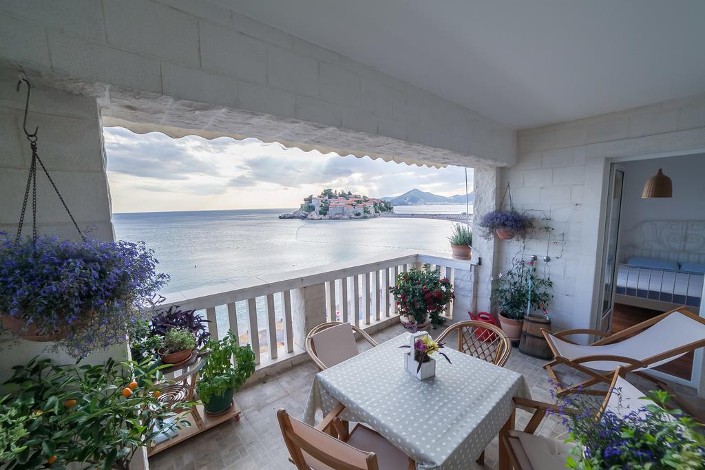 Beachfront First Line View Sveti Stefan Dış mekan fotoğraf